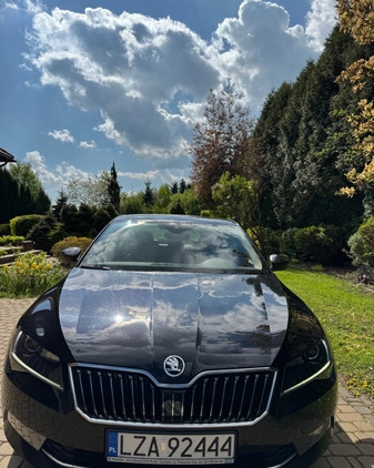 Skoda Superb cena 95000 przebieg: 180600, rok produkcji 2018 z Zamość małe 79